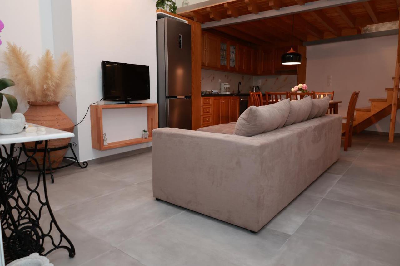 Cane'S Family Guest House Plomari Exterior foto