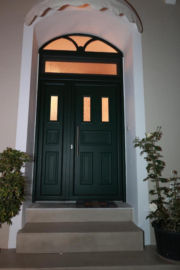 Cane'S Family Guest House Plomari Exterior foto